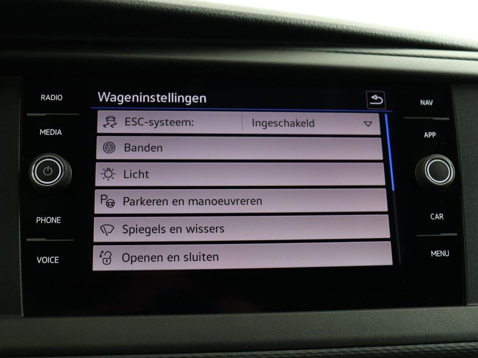 VW-Bedrijfswagens Transporter 2.0 TDI 150 PK DSG L2H1 28