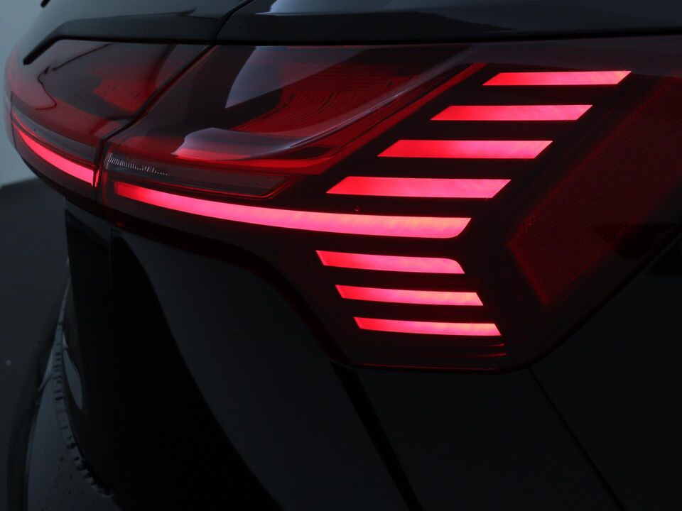 Audi Q8 e-tron S Edition 55 300kw/408pk 114Kwh