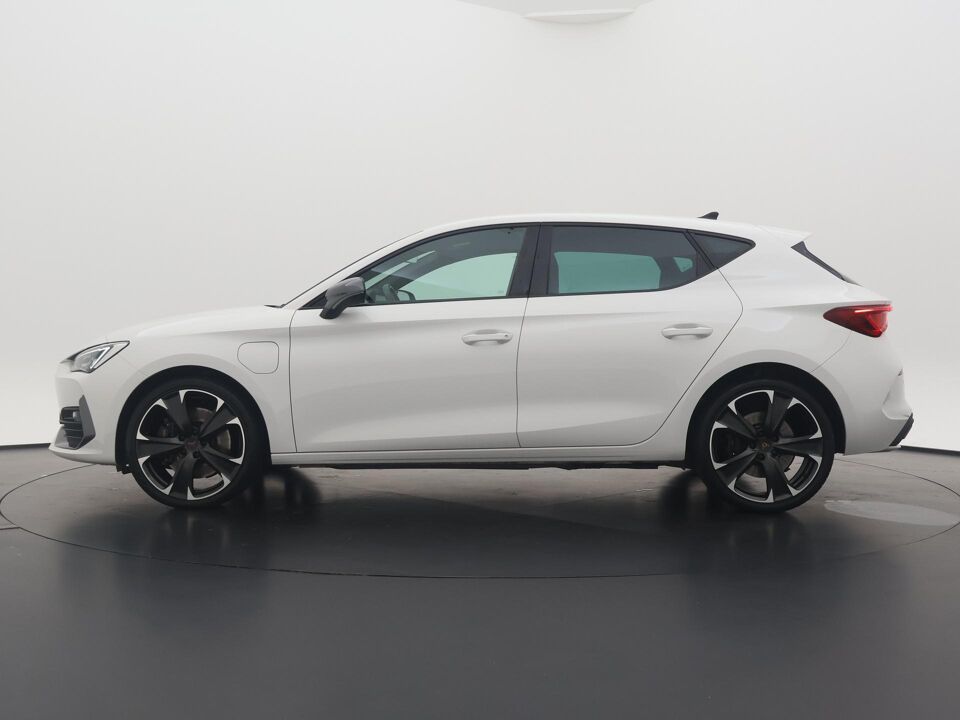 CUPRA Leon 1.4 e-Hybrid VZ Business