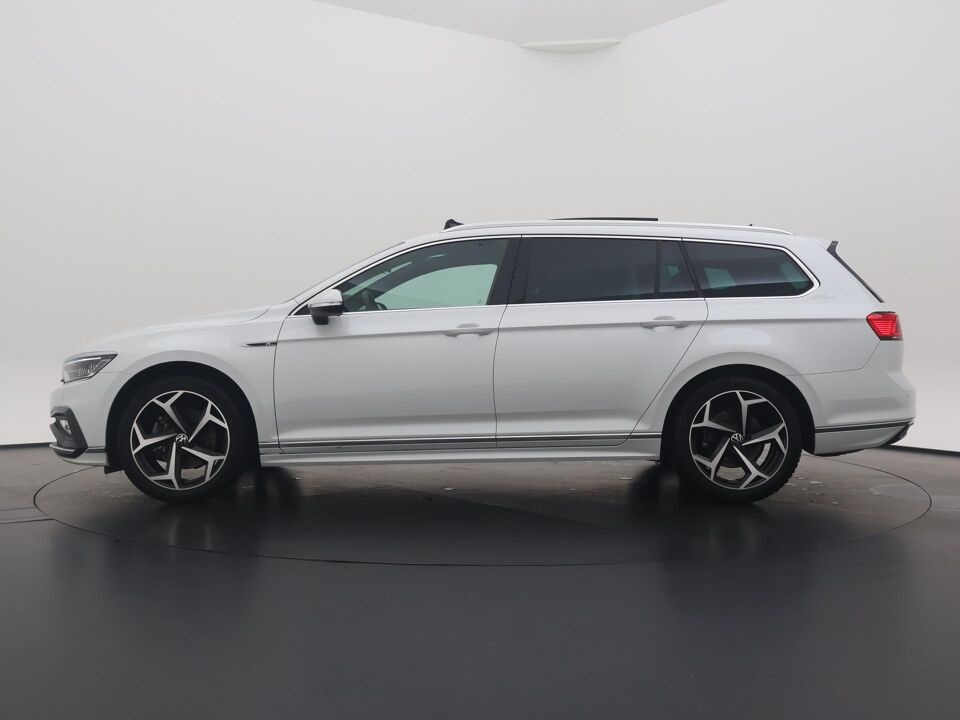 Volkswagen Passat Variant 1.5 TSI R-Line Business +