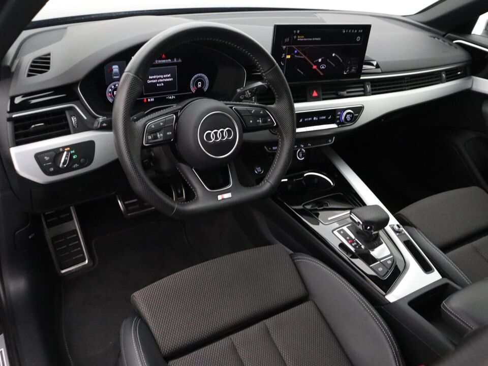 Audi A4 Limousine 35 TFSI Launch edition Sport