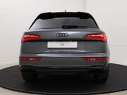 Audi Q5 S edition Competition 50 TFSIe 220 kW / 299 pk