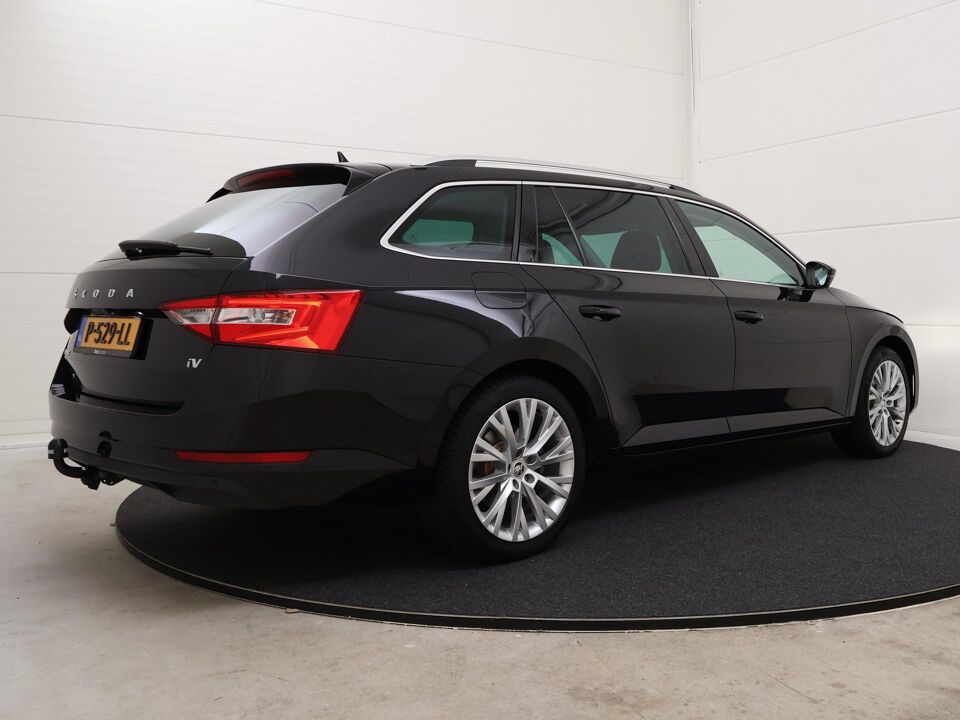 Škoda Superb Combi 1.4 TSI 218 PK iV Business Edition Plus