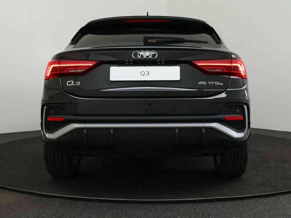 Audi Q3 Sportback S Edition 45 TFSIe 180 kW / 245 pk