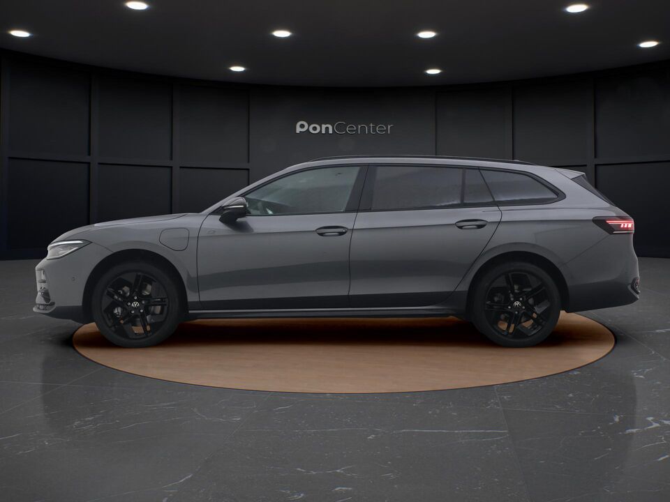 Volkswagen Passat Variant R-Line Business 1.5 eHybrid 150 kW / 204 pk