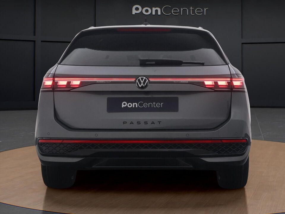 Volkswagen Passat Variant R-Line Business 1.5 eHybrid 150 kW / 204 pk