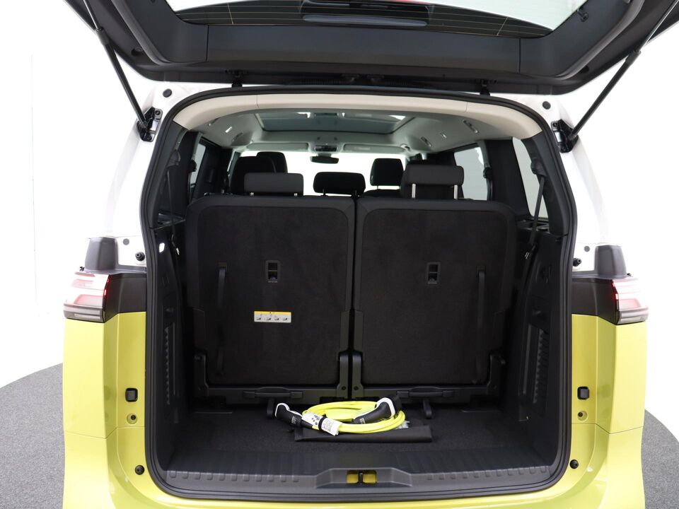 Volkswagen ID. Buzz Pro 210 kW / 286 pk 7 persoons