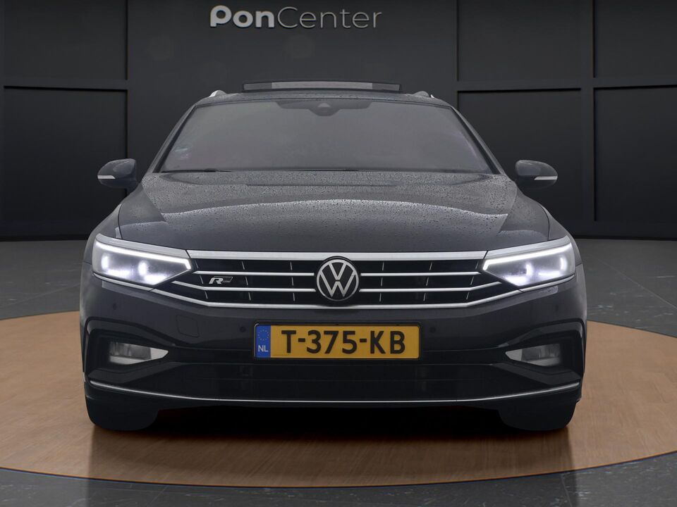 Volkswagen Passat Variant 1.5 TSI Elegance Business R