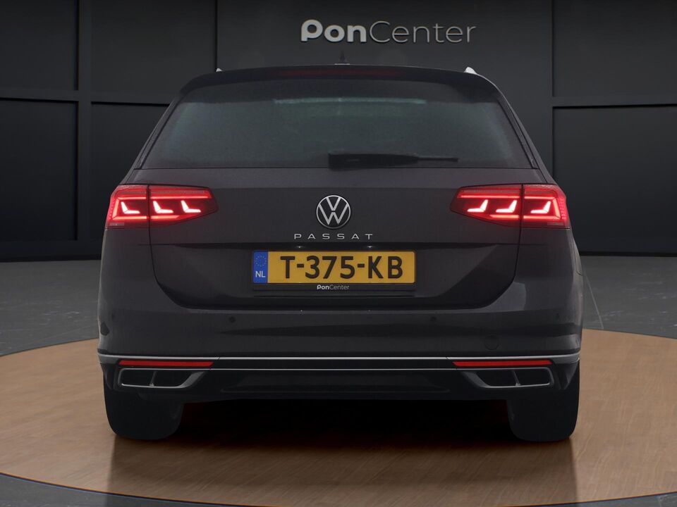 Volkswagen Passat Variant 1.5 TSI Elegance Business R