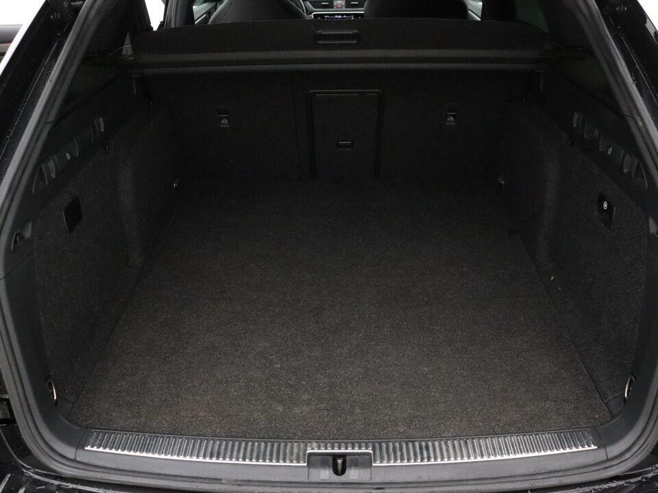 Škoda Superb Combi 1.4 TSI iV Sportline Business