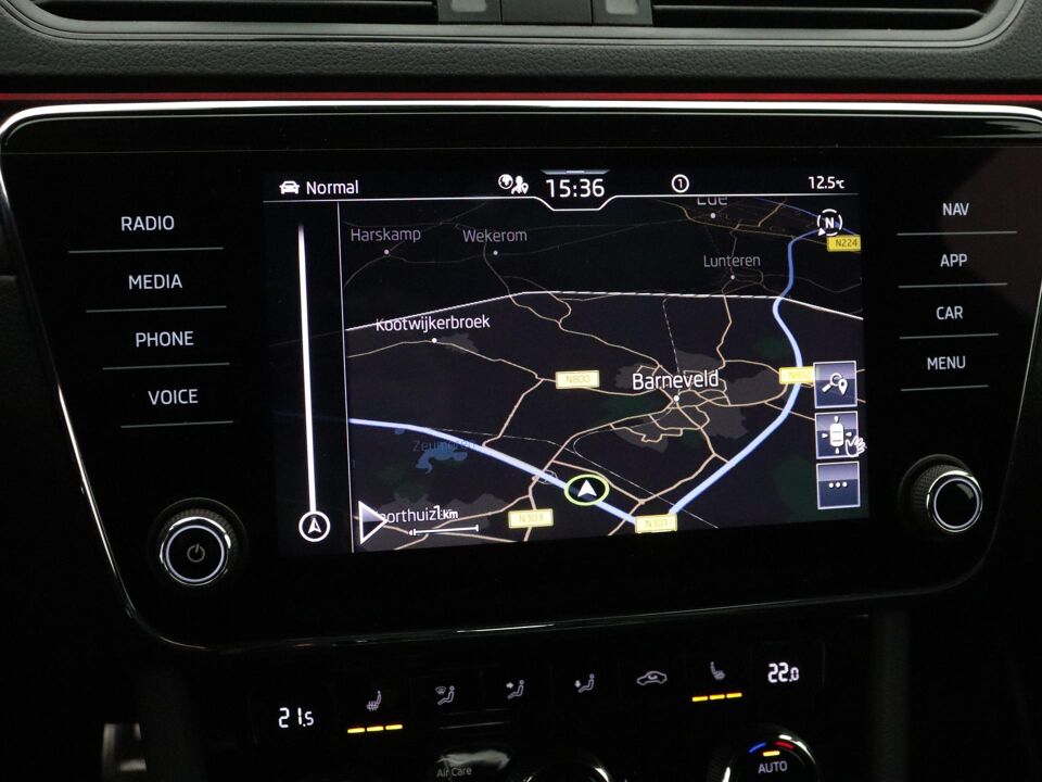 Škoda Superb Combi 1.4 TSI iV Sportline Business