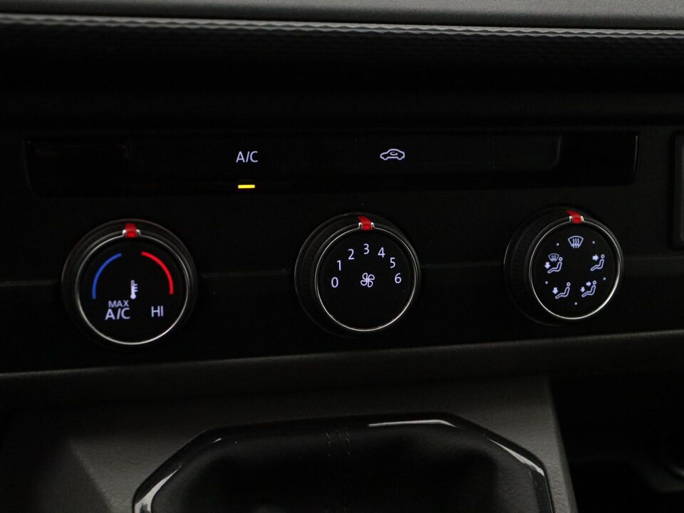 VW-Bedrijfswagens Transporter 2.0 TDI 90 PK L2H1 Comfortline