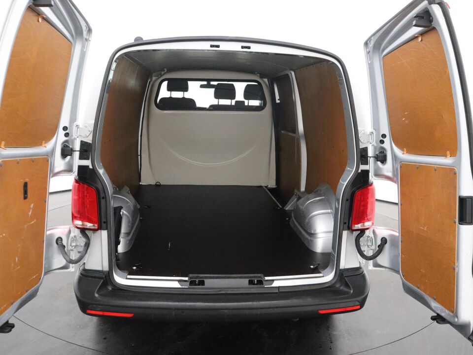 VW-Bedrijfswagens Transporter 2.0 TDI 90 PK L2H1 Comfortline