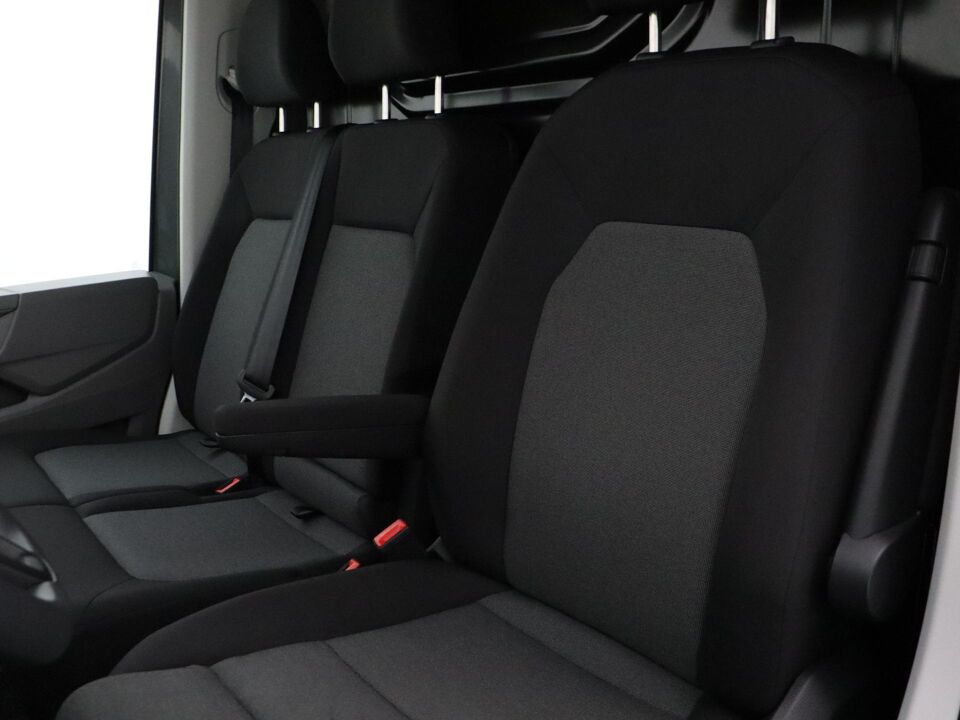VW-Bedrijfswagens Crafter 30 2.0 140 PK TDI L3H3 Highline