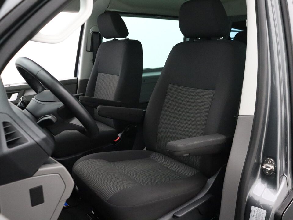 VW-Bedrijfswagens Transporter 2.0 TDI 150 PK DSG L2H1 32 DC Highline