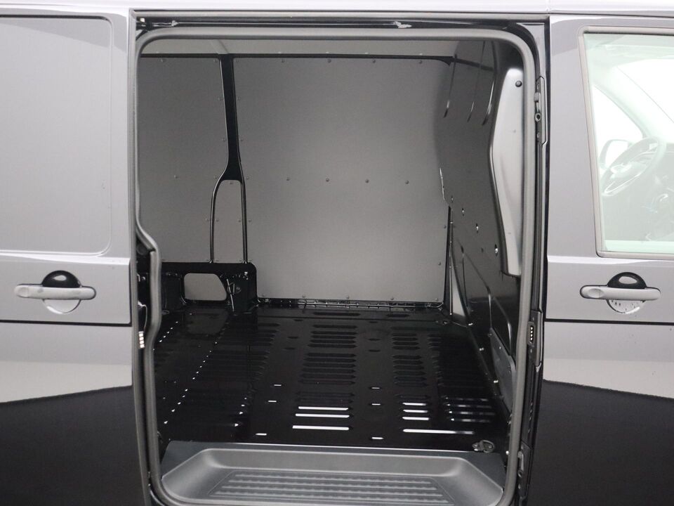 VW-Bedrijfswagens Transporter 2.0 TDI 150 PK DSG L2H1 30 Trendline