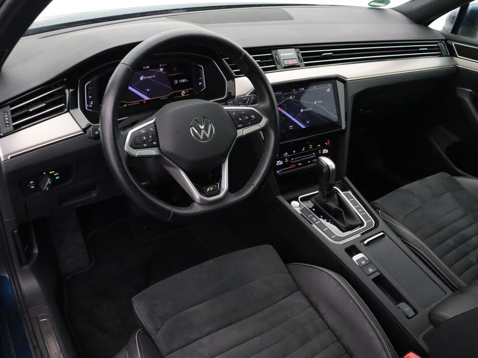 Volkswagen Passat Variant 1.5 TSI R-Line Business +
