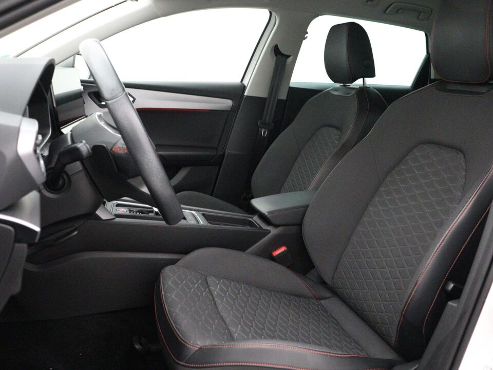 SEAT Leon Sportstourer 1.4 TSI eHybrid PHEV FR Business Intense