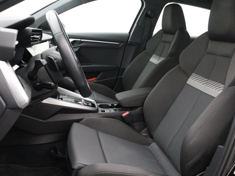 Audi A3 Sportback 30 TFSI Business edition