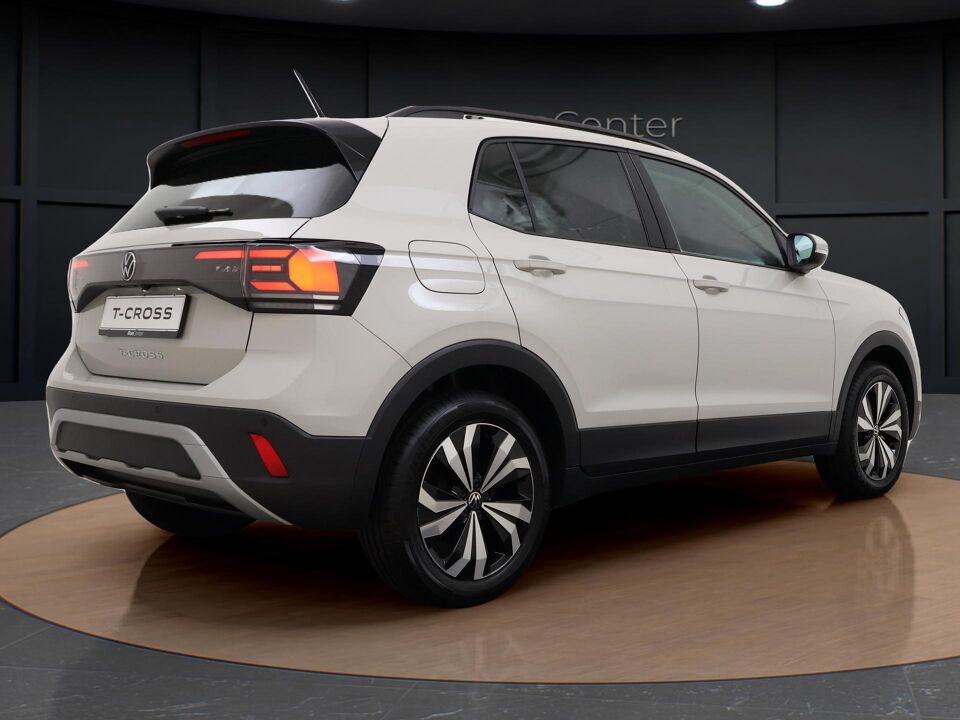 Volkswagen T-Cross Life Edition 1.0 TSI 70 kW / 95 pk