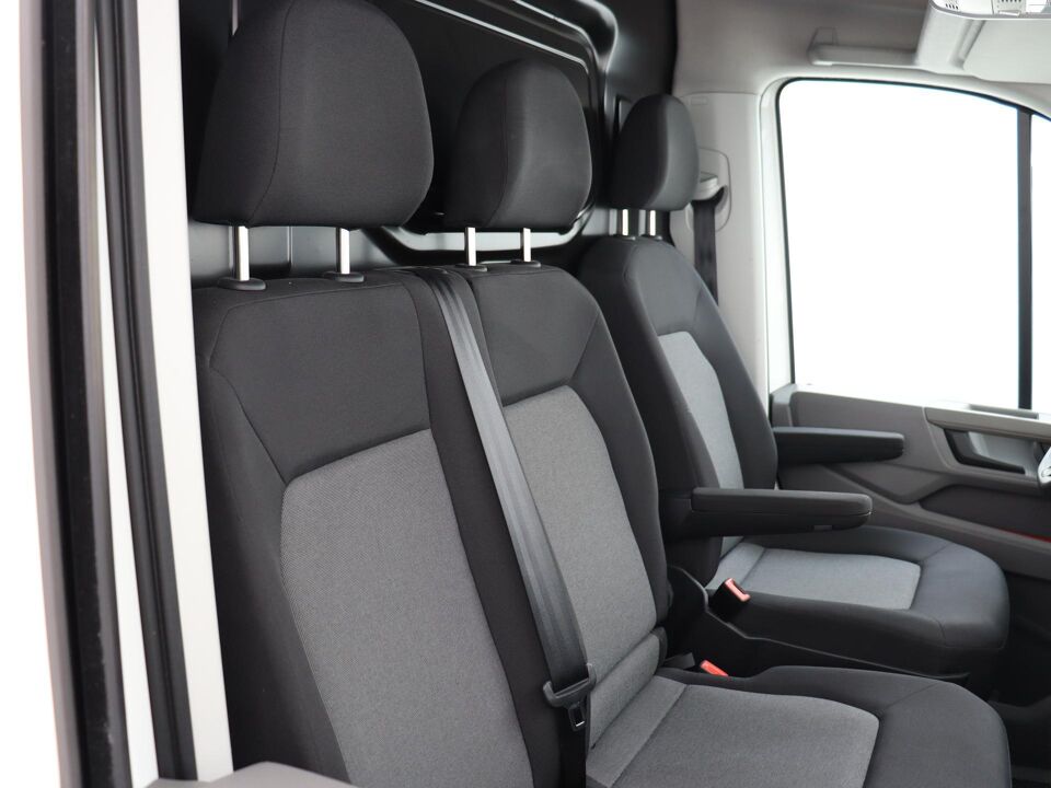 VW-Bedrijfswagens Crafter 35 2.0 TDI 140 PK L3H3 Comfortline