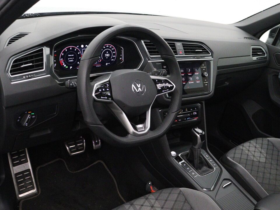 Volkswagen Tiguan 1.5 TSI R-Line Business+