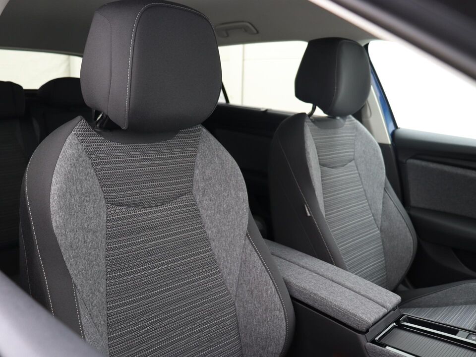 Škoda Superb Combi Business Edition 1.5 TSI PHEV 150 kW / 204 PK