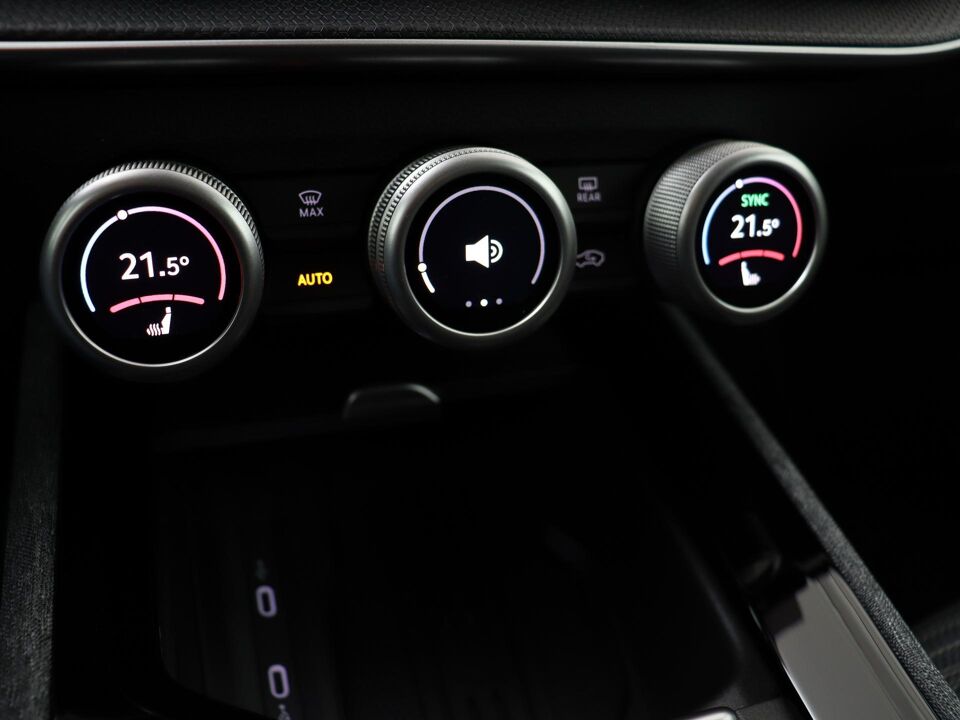 Škoda Superb Combi Business Edition 1.5 TSI PHEV 150 kW / 204 PK