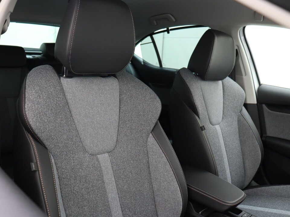 Škoda Octavia Business Edition 1.5 TSI m-HEV 85 kW / 115 PK
