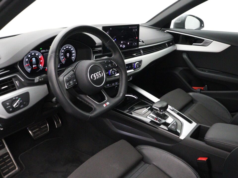 Audi A4 Avant 35 TFSI S edition