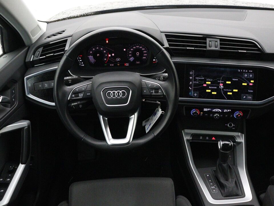 Audi Q3 35 TFSI Business Edition
