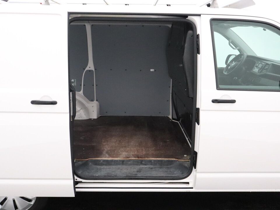 VW-Bedrijfswagens Transporter 2.0 TDI 90 PK L1H1 26 Trendline