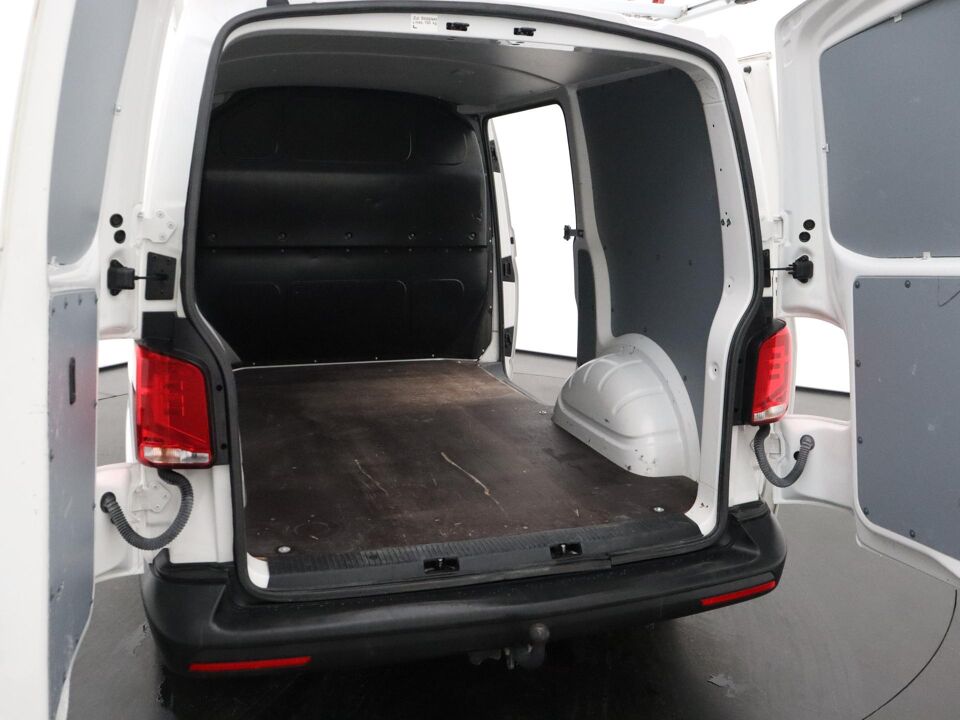 VW-Bedrijfswagens Transporter 2.0 TDI 90 PK L1H1 26 Trendline