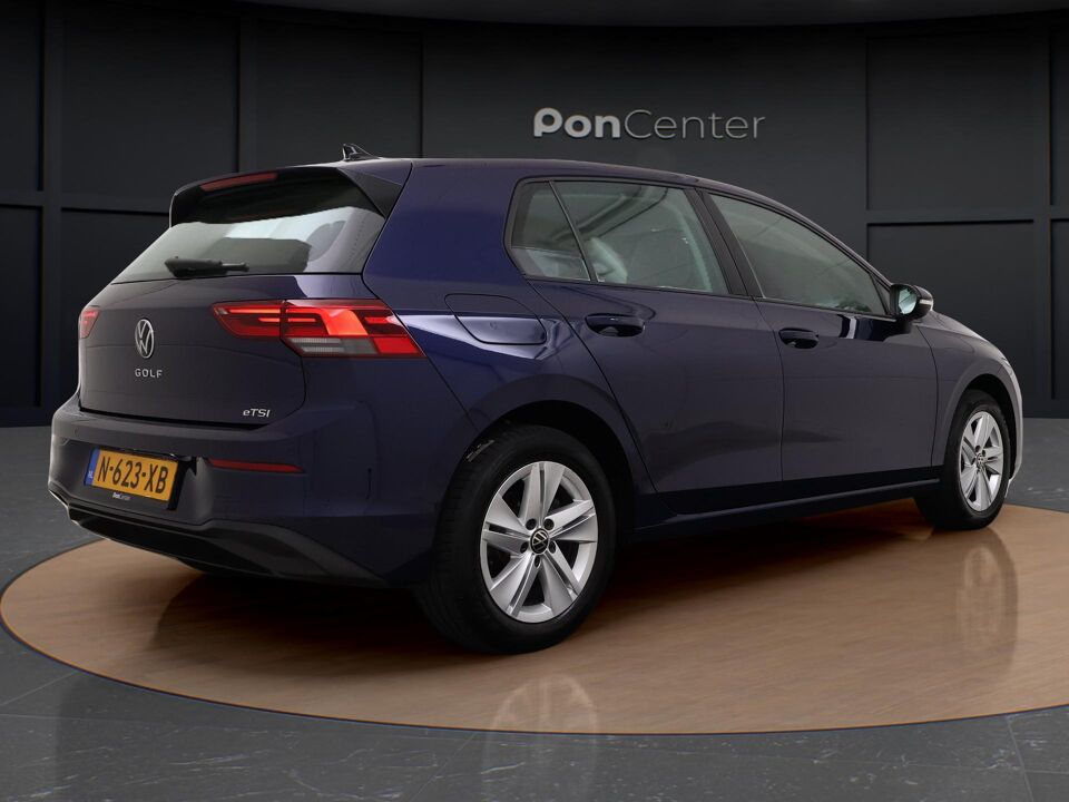 Volkswagen Golf 1.0 eTSI Life