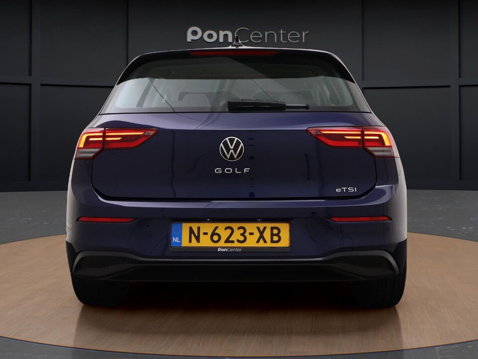Volkswagen Golf 1.0 eTSI Life