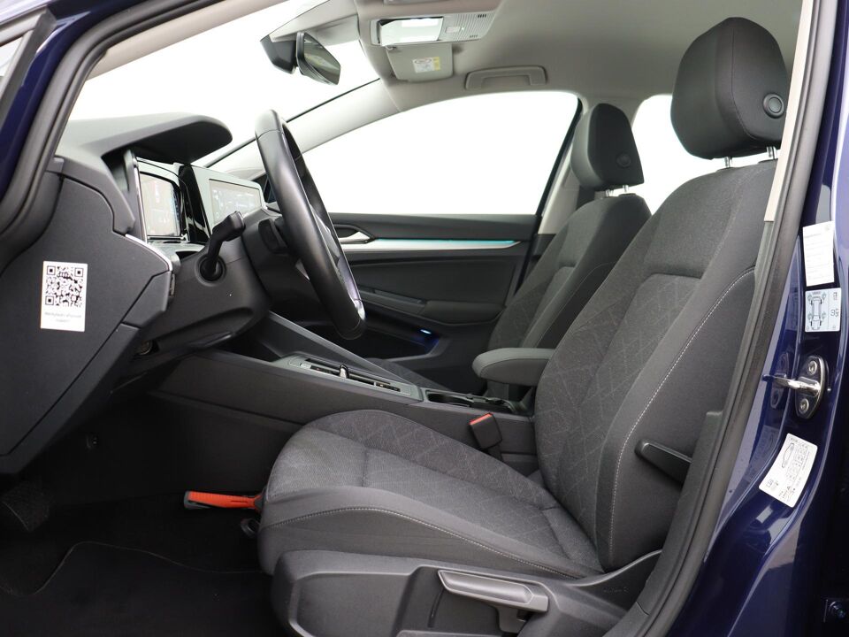 Volkswagen Golf 1.0 eTSI Life