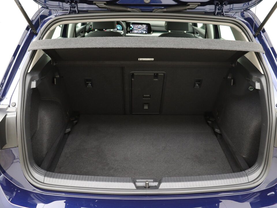 Volkswagen Golf 1.0 eTSI Life