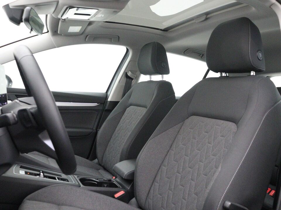 Volkswagen Golf 1.5 eTSI Life Edition