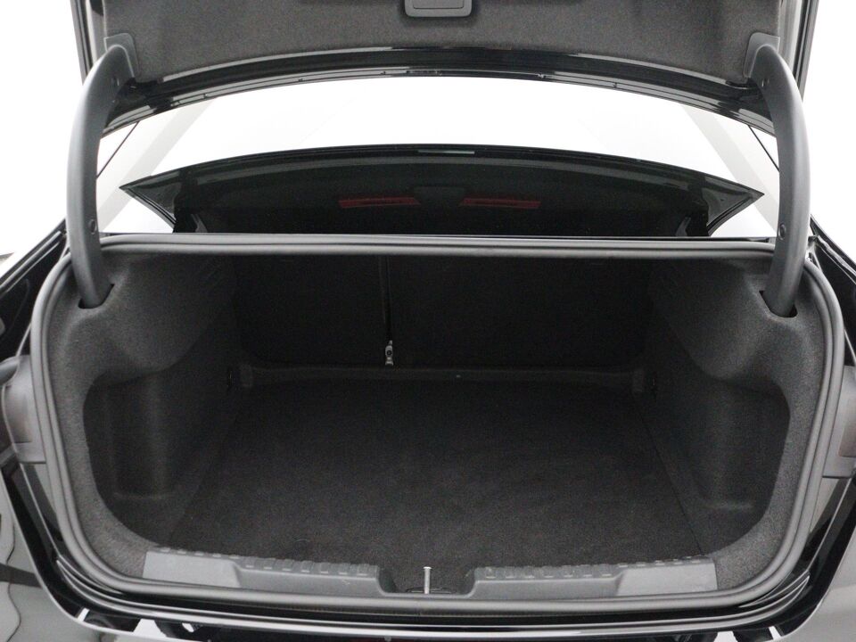 Audi A3 Limousine 30 TFSI Advanced edition