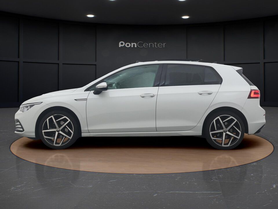 Volkswagen Golf 1.5 eTSI Style