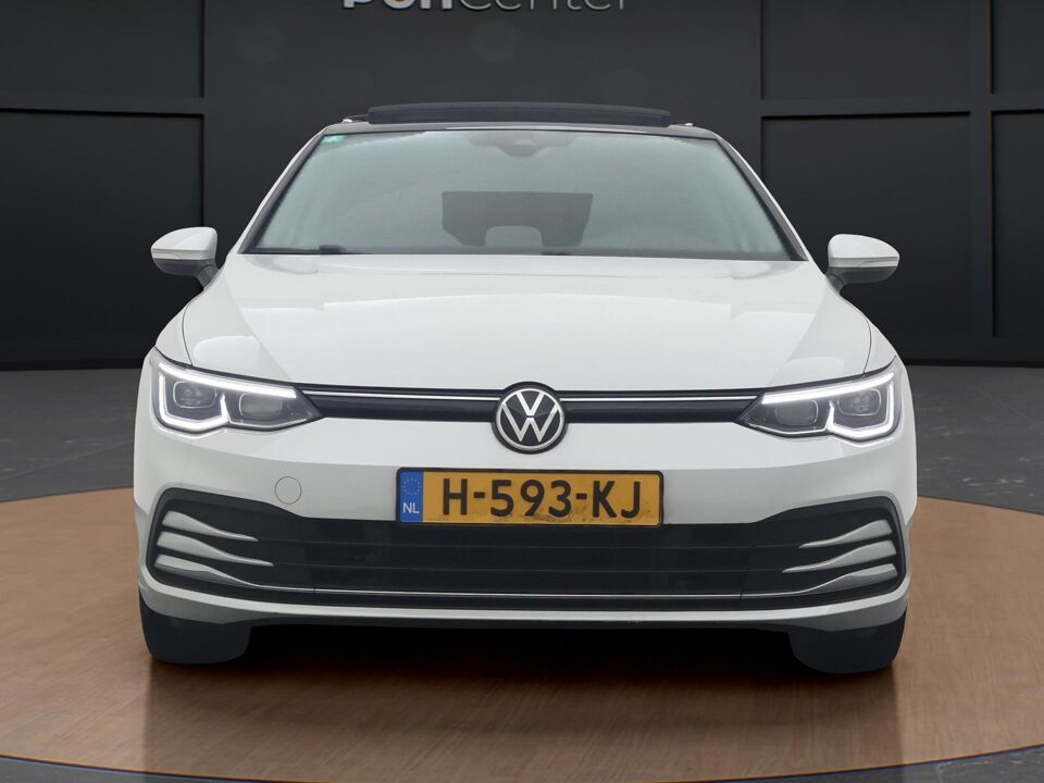 Volkswagen Golf 1.5 eTSI Style