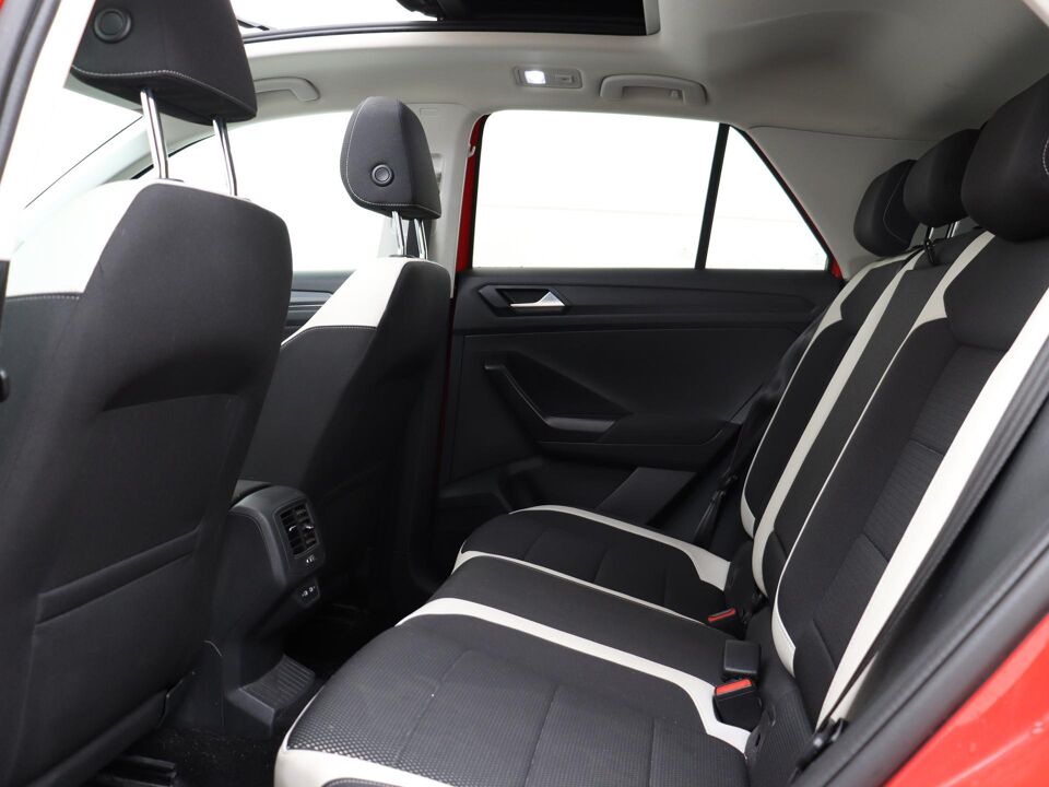 Volkswagen T-Roc 1.5 TSI 150 PK Sport