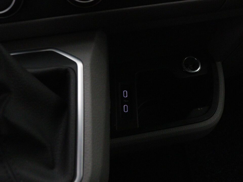 VW-Bedrijfswagens Transporter 2.0 TDI 150 PK DSG L2H1 32 Bulli