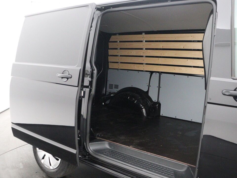 VW-Bedrijfswagens Transporter 2.0 TDI 110 PK L1H1 26 Trendline