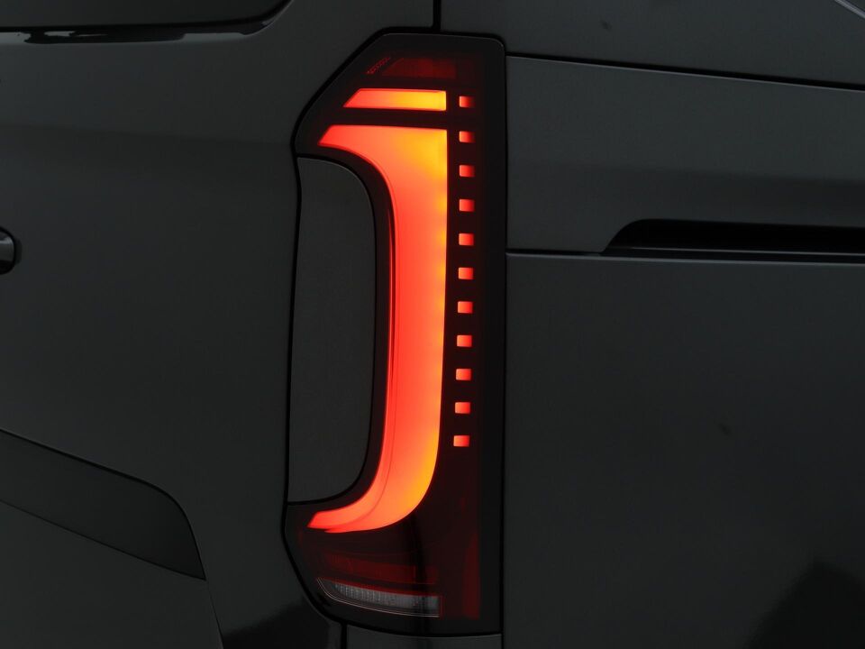 VW-Bedrijfswagens Transporter 2.0 TDI 200 PK DSG L2H1 31 DC 4Motion