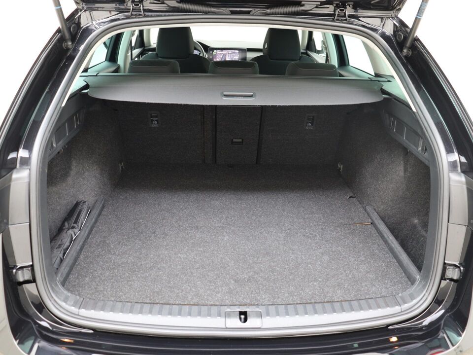 Škoda Octavia Combi 1.4 TSI iV 204 PK DSG PHEV Business Edition