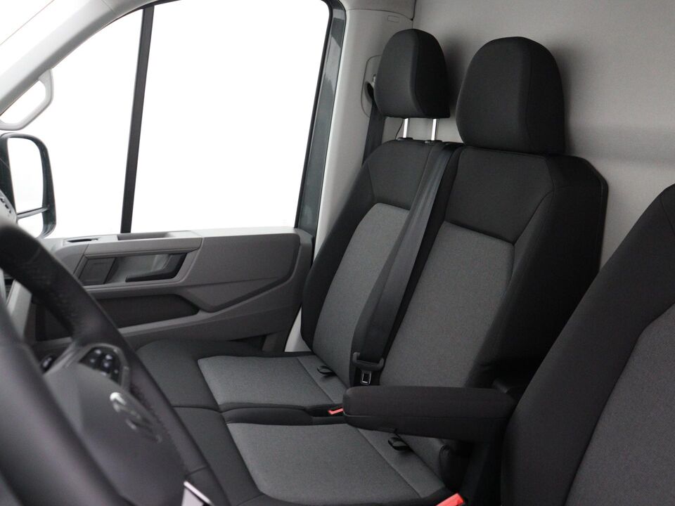 VW-Bedrijfswagens Crafter Highline L3H3 2.0 TDI 130 kW / 177 pk