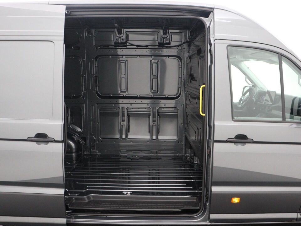 VW-Bedrijfswagens Crafter Highline L3H3 2.0 TDI 130 kW / 177 pk