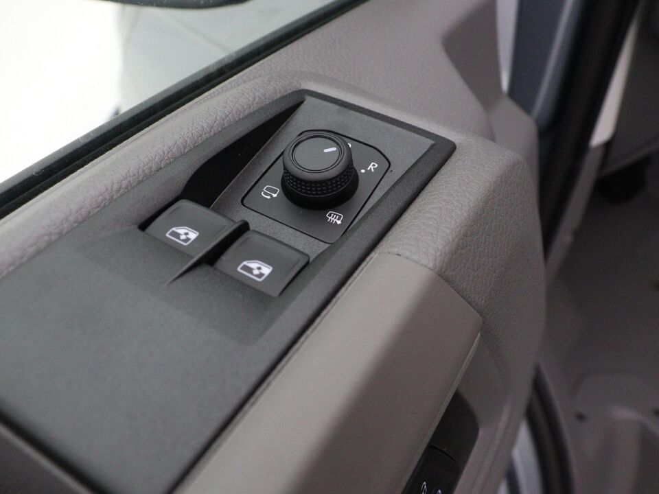 VW-Bedrijfswagens Crafter Highline L3H3 2.0 TDI 130 kW / 177 pk