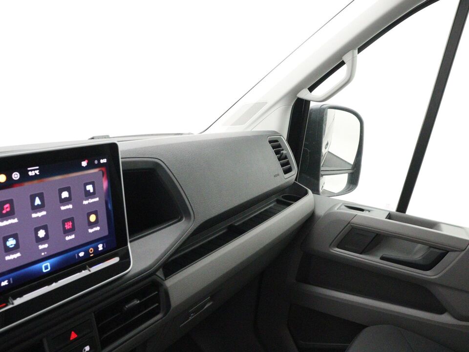 VW-Bedrijfswagens Crafter Highline L3H3 2.0 TDI 103 kW / 140 pk